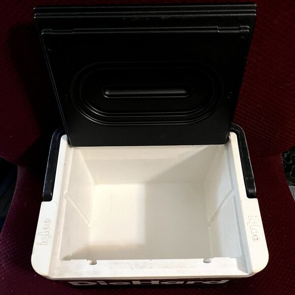 Vintage IGLOO DIE HARD Car Battery Ice Chest 6 Pack Cooler Lunch Box - Picture 9 of 15